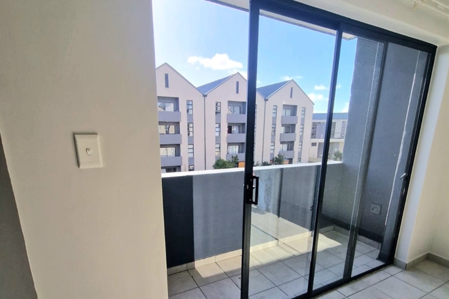 To Let 2 Bedroom Property for Rent in Parklands North Western Cape